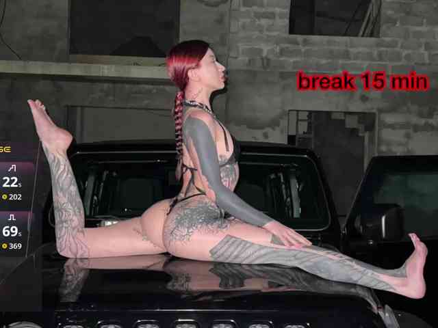 Lina69Femdom webcam