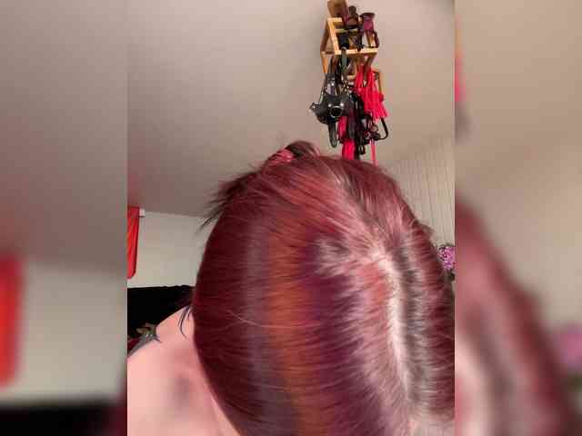 Lina69Femdom webcam