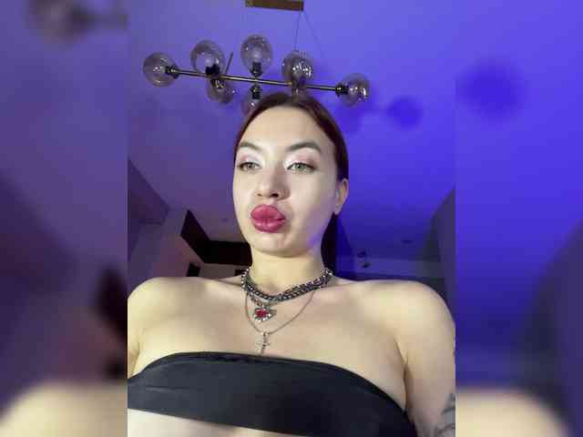 Lina69Femdom webcam