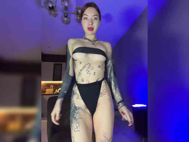 Lina69Femdom webcam