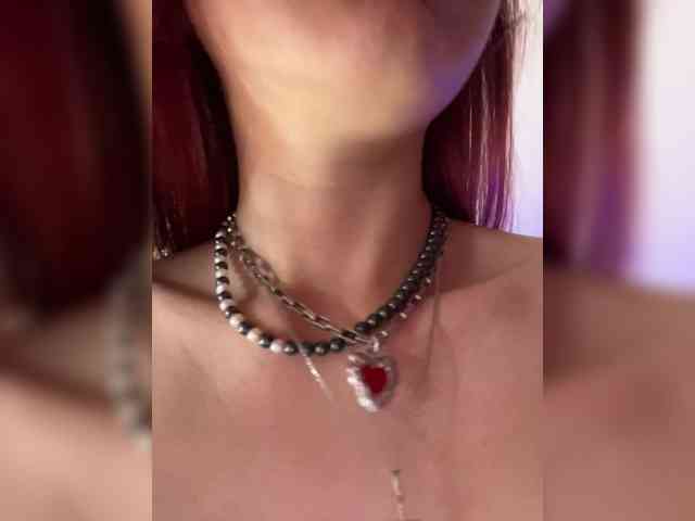 Lina69Goddesssss's webcam live show