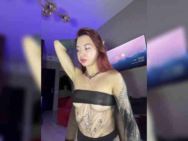 Lina69Femdom webcam