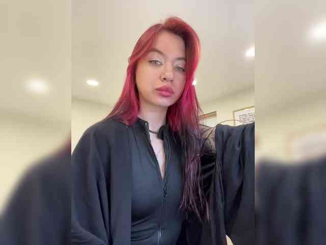 Lina69Femdom webcam