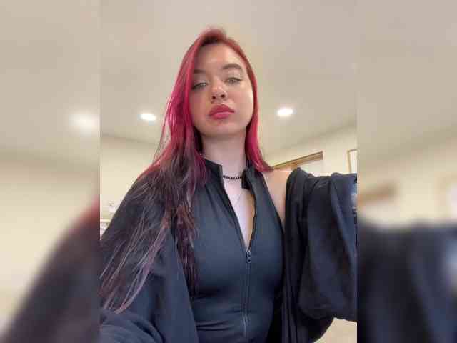 Lina69Femdom webcam