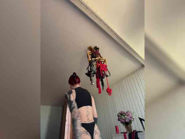 Lina69Femdom webcam