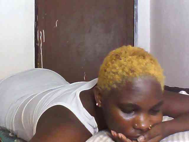 Sweetjuicyass webcam