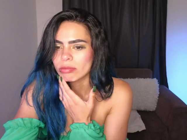 sexxyladyy's BongaCams show and profile