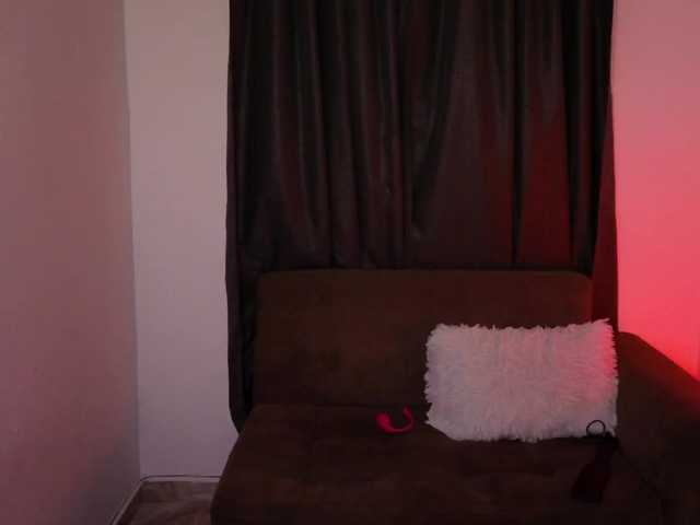 sexxyladyy's BongaCams show and profile