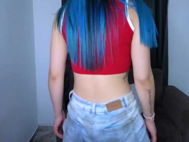 sexxyladyy's BongaCams show and profile