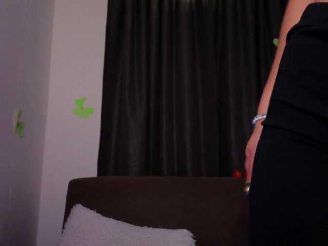 sexxyladyy's BongaCams show and profile