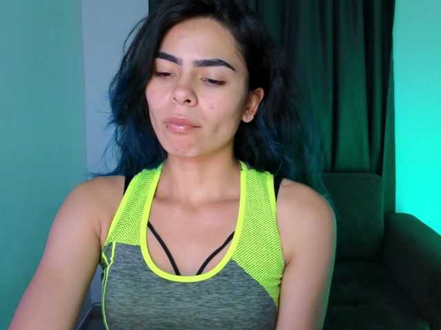 sexxyladyy's BongaCams show and profile