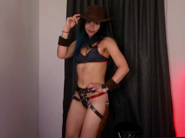 sexxyladyy's BongaCams show and profile