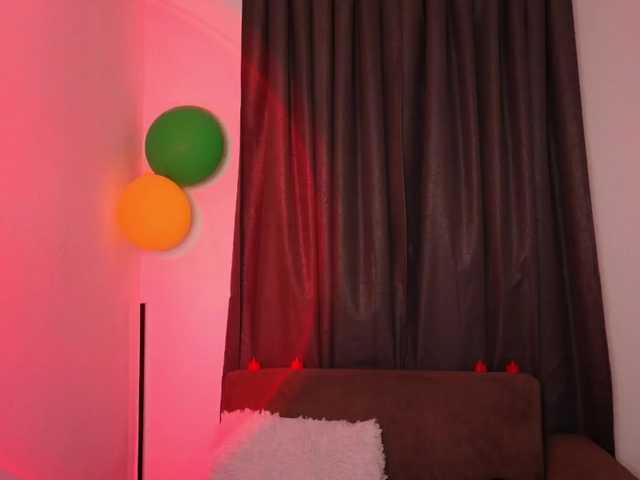 sexxyladyy's BongaCams show and profile