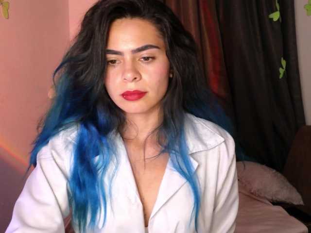 sexxyladyy's BongaCams show and profile