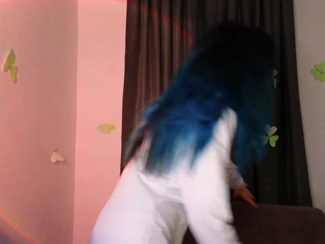 sexxyladyy's BongaCams show and profile