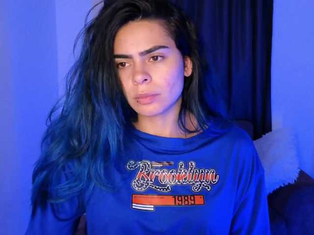 sexxyladyy's BongaCams show and profile