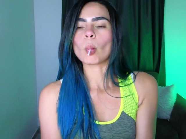 sexxyladyy's BongaCams show and profile