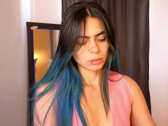 sexxyladyy webcam bongacams model stream image