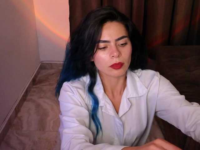 sexxyladyy's BongaCams show and profile