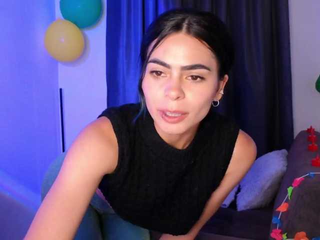 sexxyladyy's BongaCams show and profile