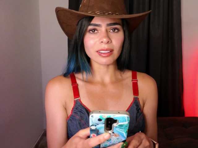 sexxyladyy's BongaCams show and profile