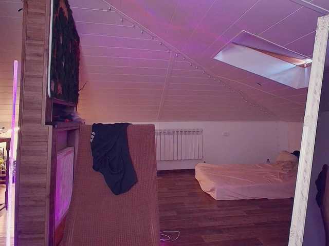 MeowRoslavaa's BongaCams show and profile