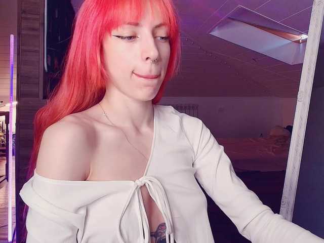 MeowRoslavaa's BongaCams show and profile