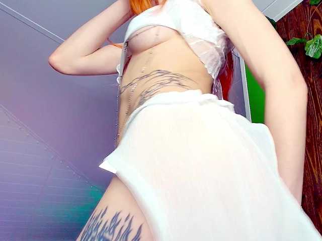 MeowRoslavaa live cam