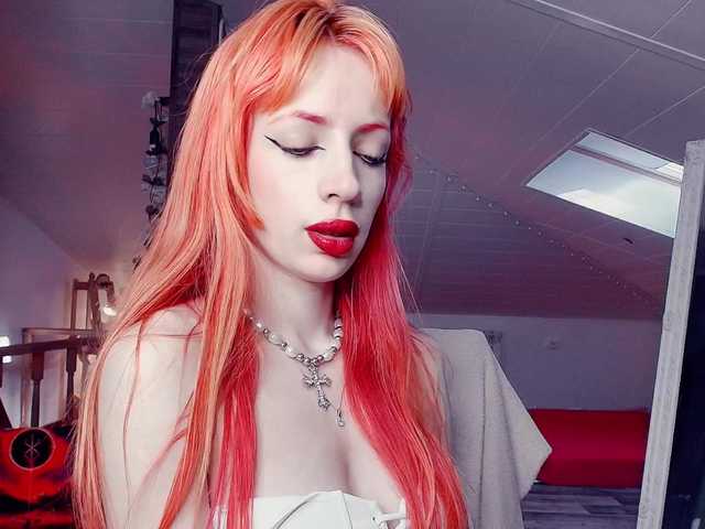 MeowRoslavaa's BongaCams show and profile