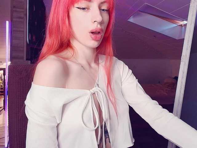 MeowRoslavaa's BongaCams show and profile