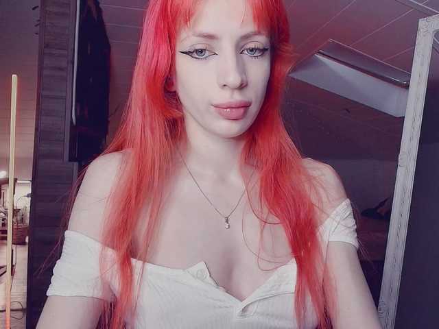 MeowRoslavaa's BongaCams show and profile