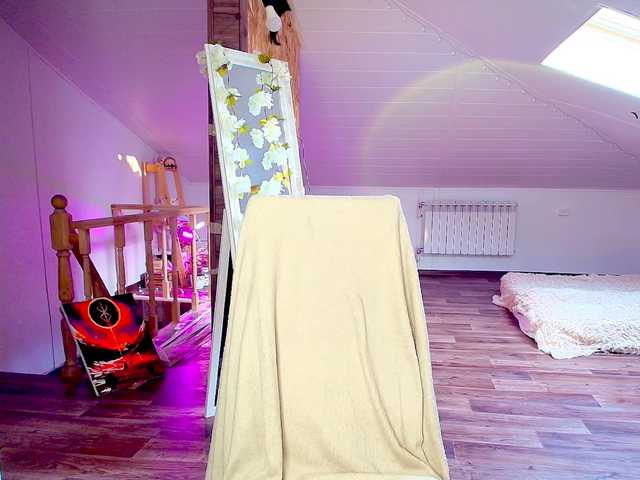 MeowRoslavaa's BongaCams show and profile