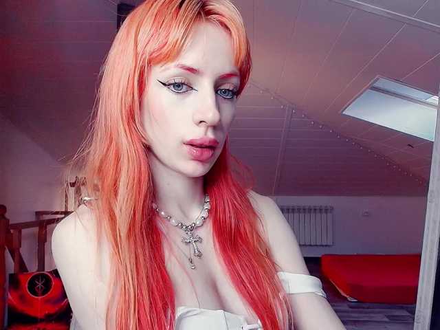 MeowRoslavaa's BongaCams show and profile