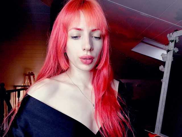 MeowRoslavaa's BongaCams show and profile