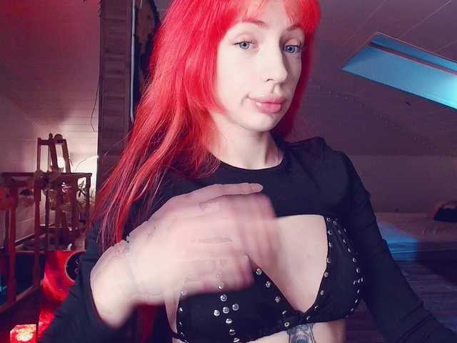 MeowRoslavaa's BongaCams show and profile