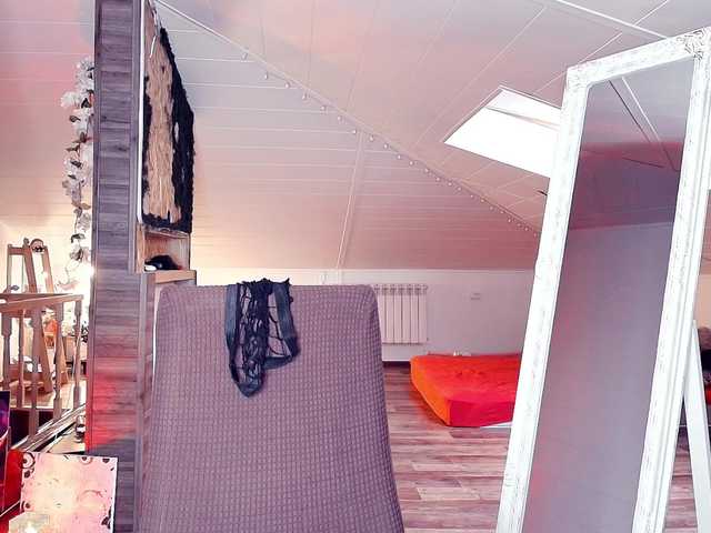 MeowRoslavaa's BongaCams show and profile