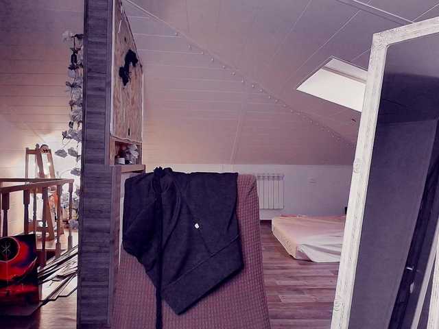 MeowRoslavaa —  Make yourself at home () Lush works from 2 tokens! The goal of the show is striptease  @total  The goal will be achieved  @remain 