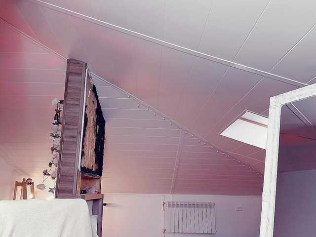 MeowRoslavaa's BongaCams show and profile