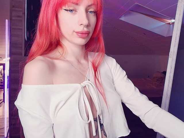 MeowRoslavaa's BongaCams show and profile