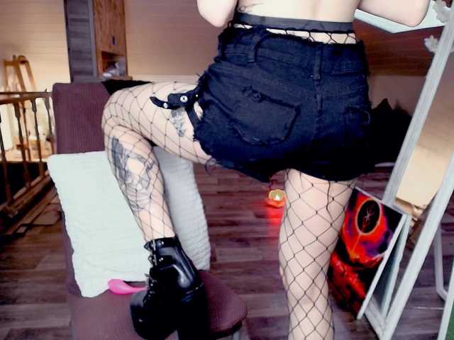 MeowRoslavaa's BongaCams show and profile