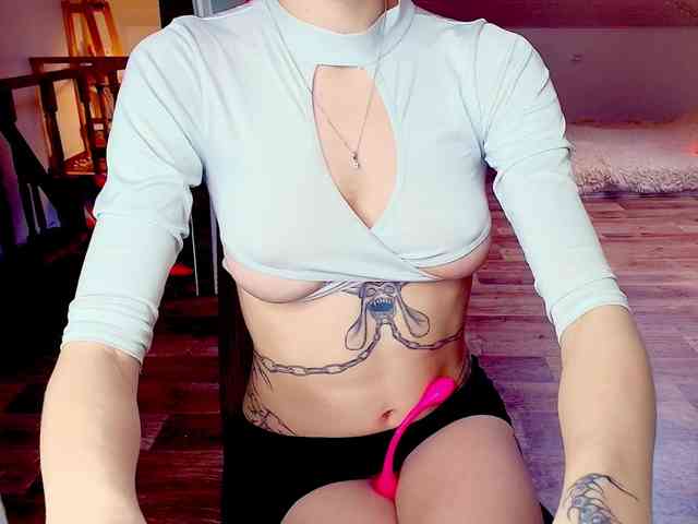 MeowRoslavaa MeowRoslavaa