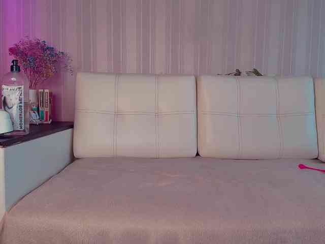 MeowRoslava webcam