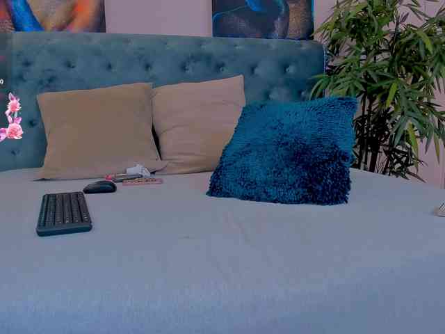 MichelleReys's webcam live show