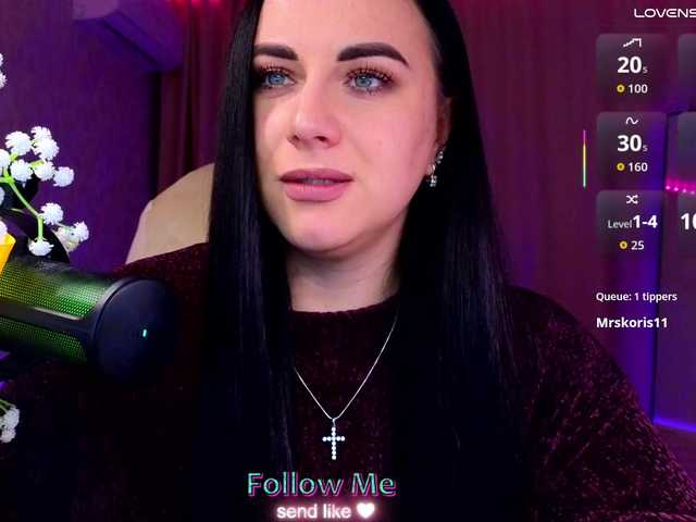 YURIEVNA13 live cam profile