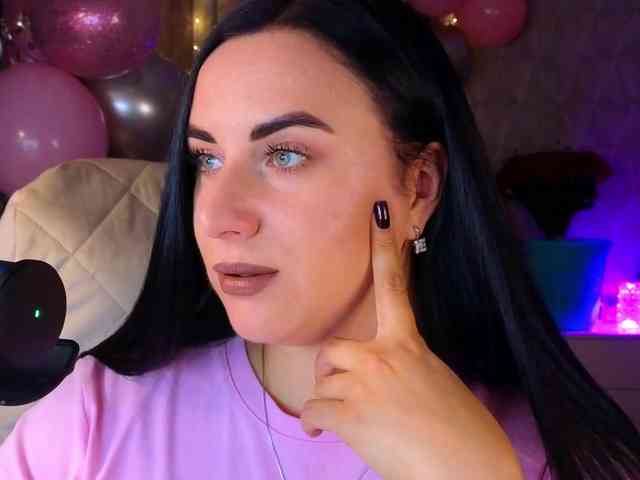 YURIEVNA13 webcam