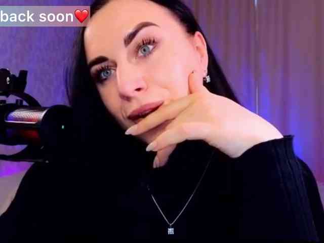 YURIEVNA13 webcam