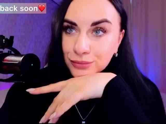 YURIEVNA13 webcam