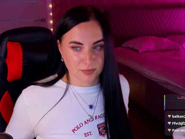 YURIEVNA13 webcam