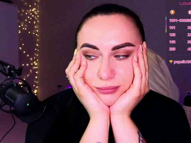 YURIEVNA13 webcam