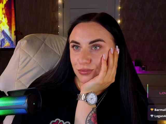 YURIEVNA13 webcam